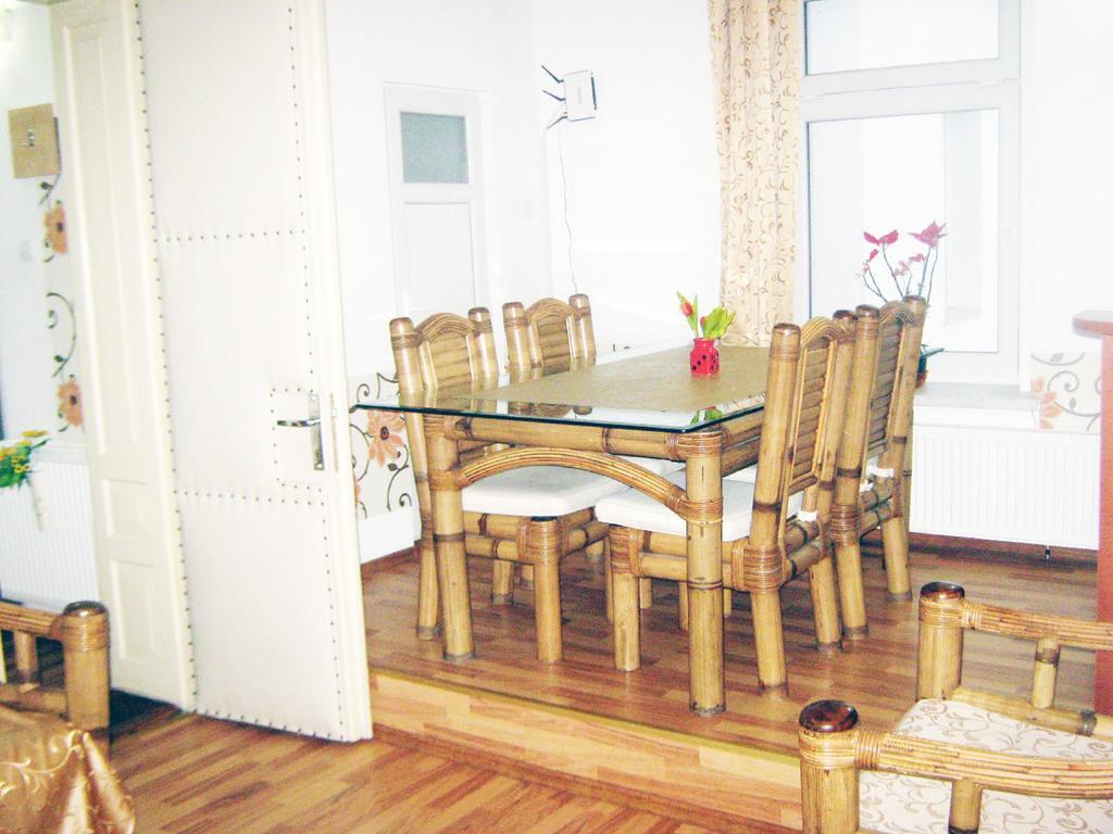 Casa Piata Sfatului Apartment Brasov Ngoại thất bức ảnh